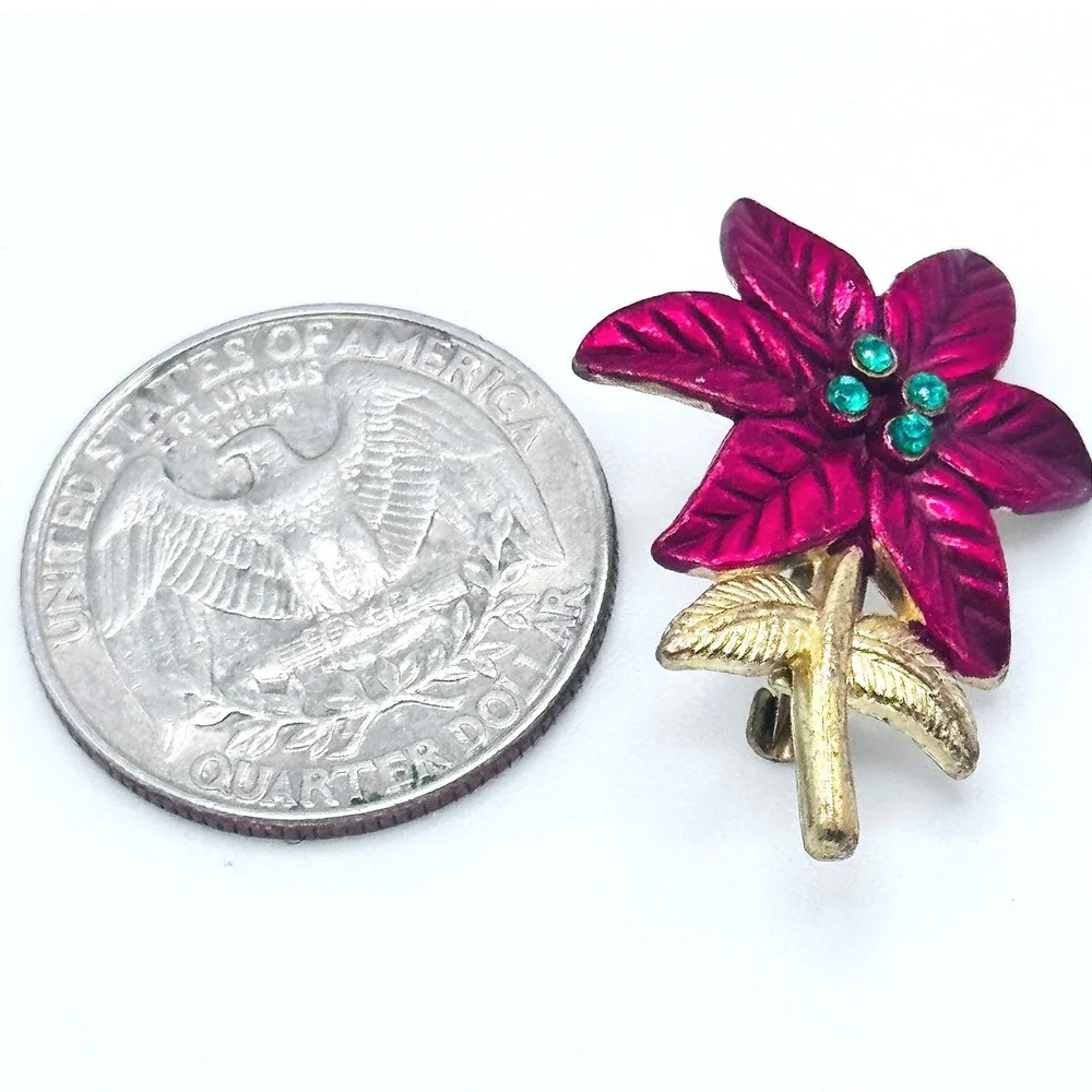 Vintage Enamel Red Festive Flower Brooch Botanical‎ Gold Tone Green Rhinestones